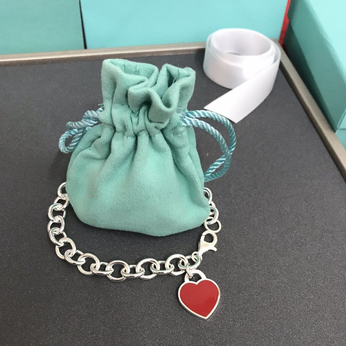 TIFFANY HEART TAG BRACELET SILVER MEDIUM